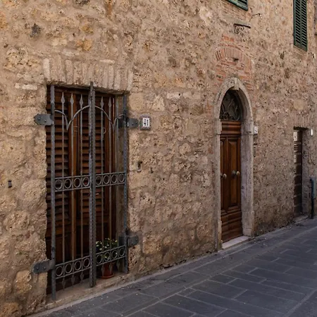 Residenza Storica Porta San Rocco *
